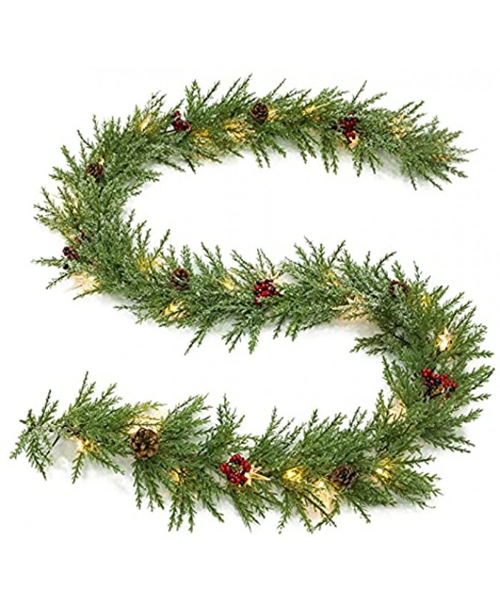 Christmas Lighted Garland Decorations Evergreen 9FT 35LED christmas lights wreath With decorative red Berries and pine cones、Polaris，Battery powered indoor and outdoor christmas decorations.PE